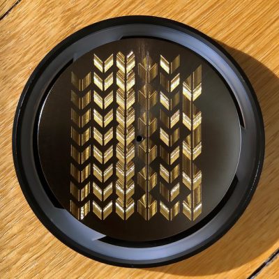 Variations of the chevron pattern for a pen barrel